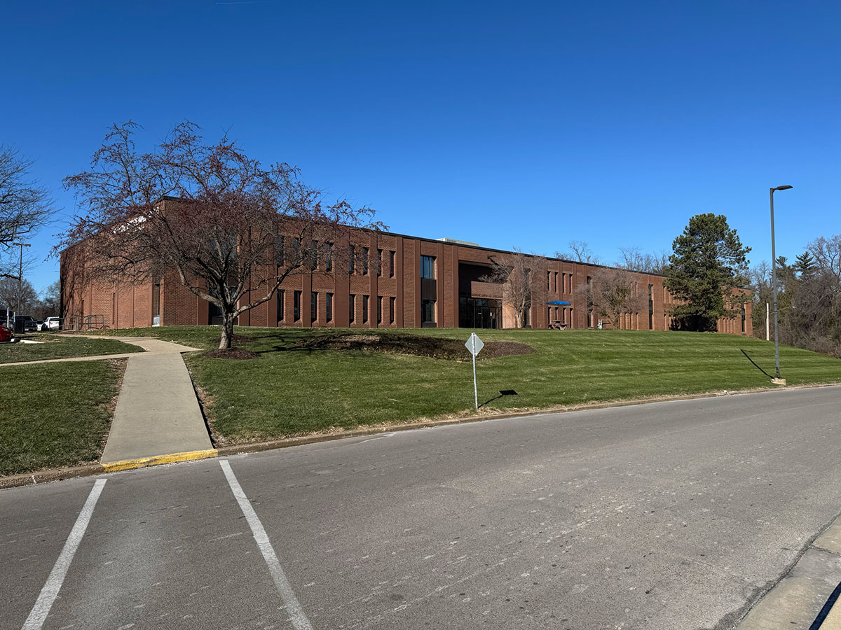 BJC Medical Group Family Medicine Residency Clinic at Alton building view