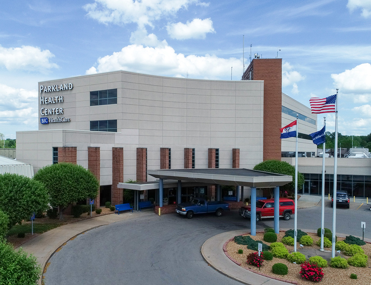 Parkland Health Center front entrance