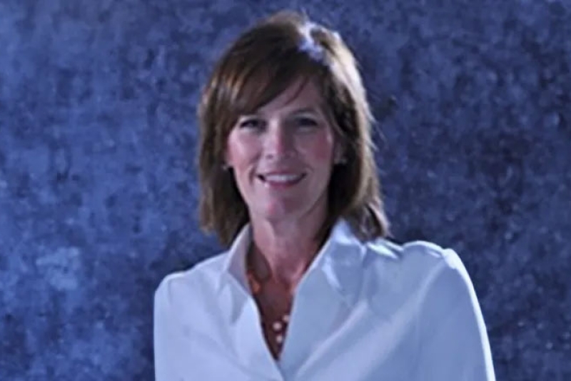 Maggie Wolf
