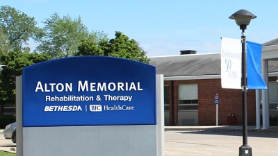 Outdoor image of the Alton Memorial Rehabilitation and Therapy building