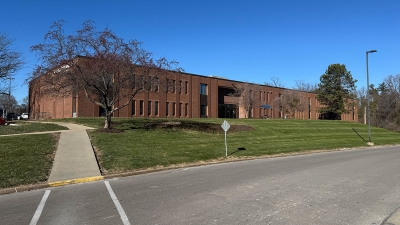 BJC Medical Group Family Medicine Residency Clinic at Alton building view