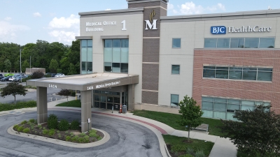 Memorial Hospital in Shiloh Medical Office Building 1 Entrance